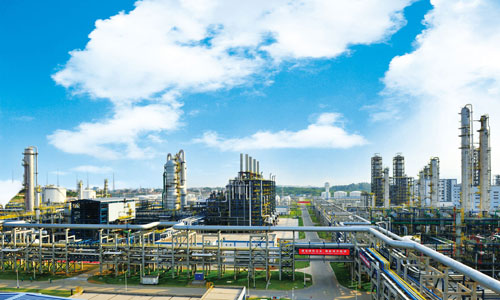環(huán)保世界領先的世界級福建煉油乙烯一體化項目投入商業(yè)運行